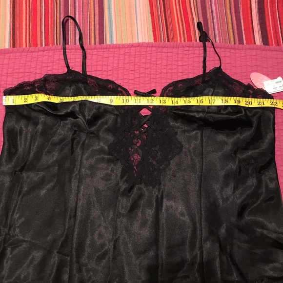 Gorgeous Fredericks of Hollywood slip dress/chemise - Picture 11 of 11